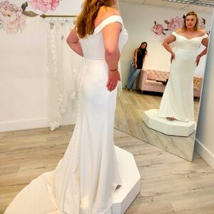 Off the shoulder wedding dress